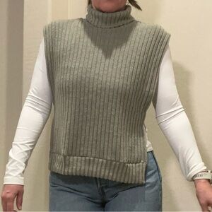 Women's Ribbed Turtleneck Sweater Vest